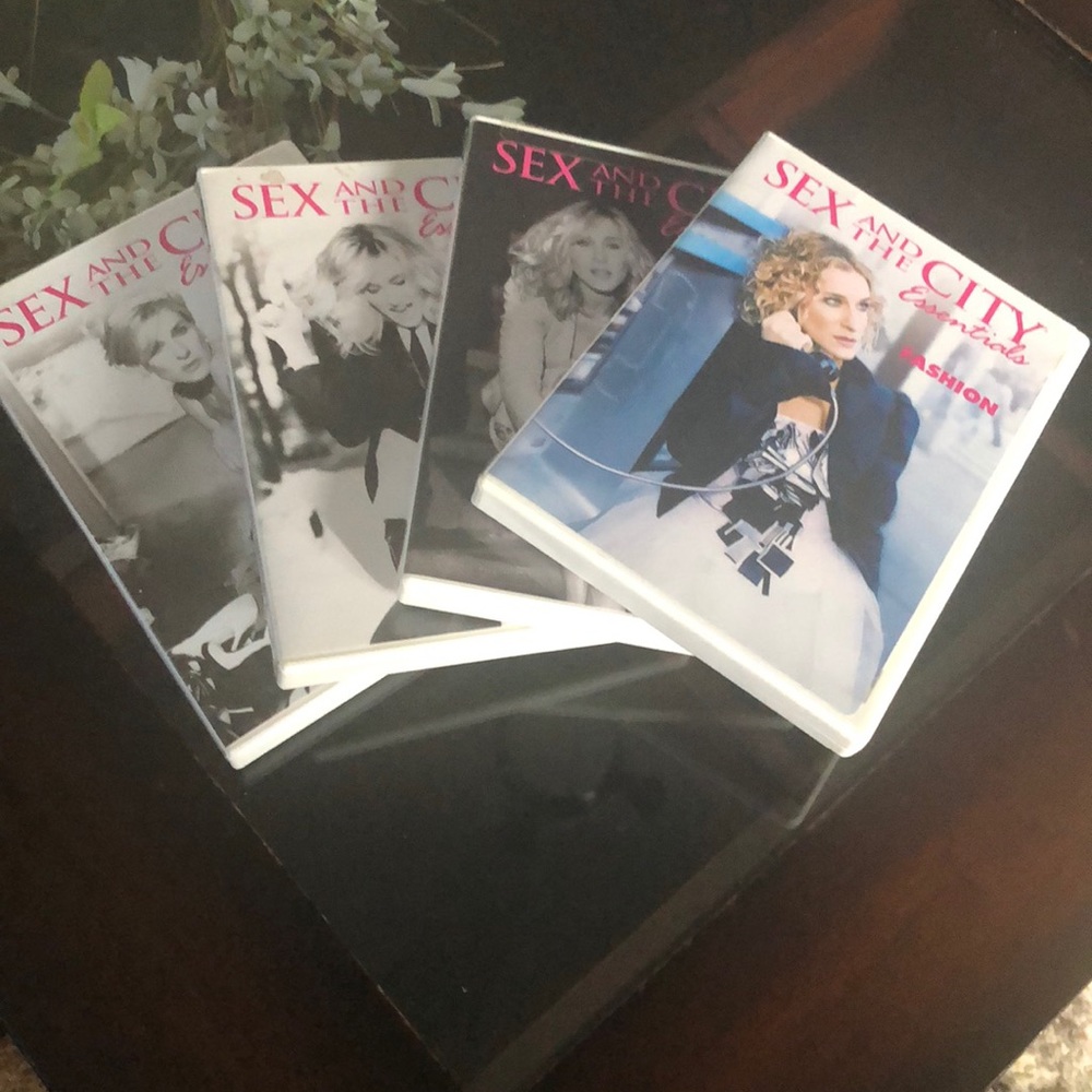 Vintage classic !!! 4 Sex and The City DVD’s!!!